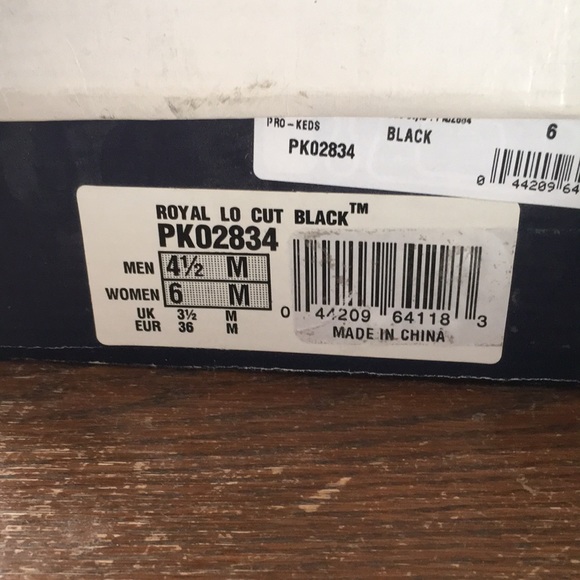 Pro Keds new in box. Size 6 womens. - Picture 2 of 4